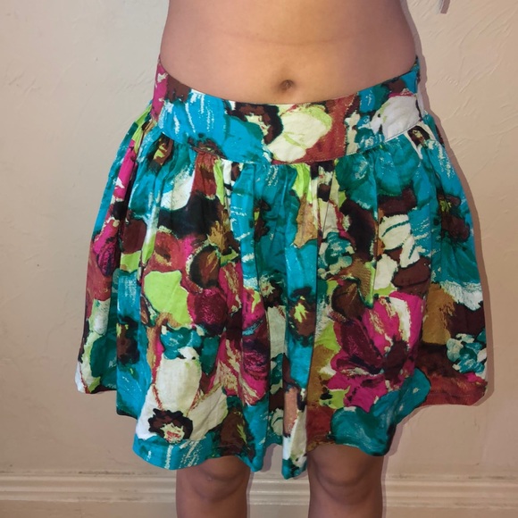 Forever 21 Skirt - Picture 3 of 4